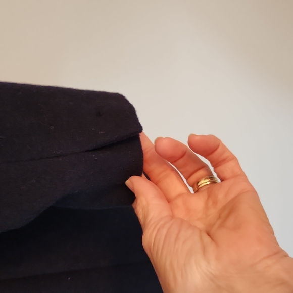 Peter Nygard, ladies wool and cashmere blazer, size 6 - Picture 6 of 10